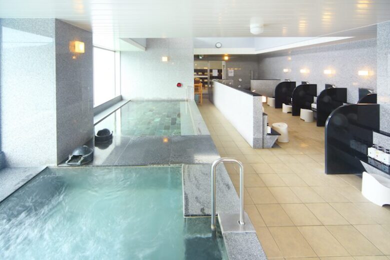 奄美山羊島ホテルの大浴場・サウナ【展望風呂】公式ページからお借りしました